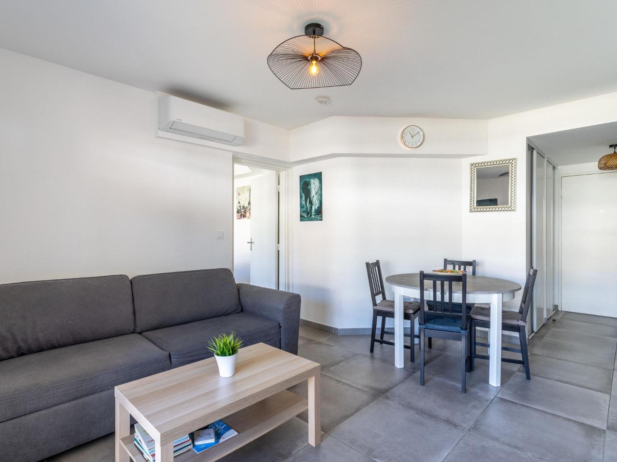Apartment Le Jardin Du Loderi-2 By Interhome Bormes-les-Mimosas Eksteriør bilde